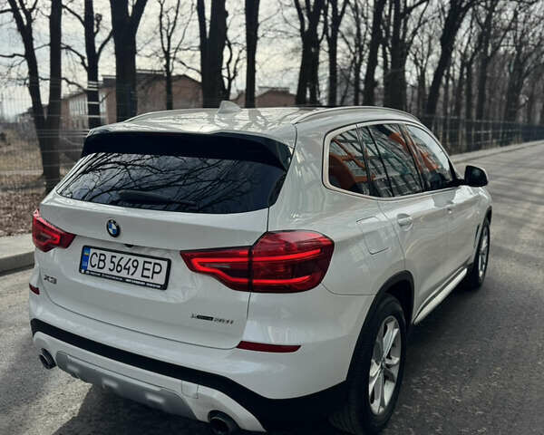 Белый БМВ Х3, объемом двигателя 2 л и пробегом 139 тыс. км за 24900 $, фото 3 на Automoto.ua