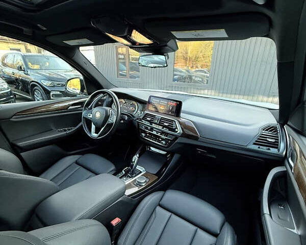 Белый БМВ Х3, объемом двигателя 2 л и пробегом 92 тыс. км за 26500 $, фото 18 на Automoto.ua