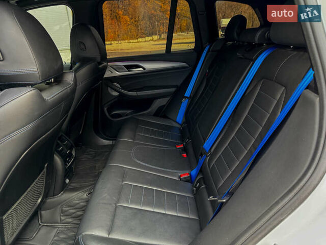 Белый БМВ Х3, объемом двигателя 3 л и пробегом 147 тыс. км за 33500 $, фото 38 на Automoto.ua