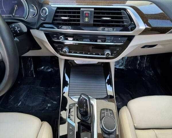 Белый БМВ Х3, объемом двигателя 2 л и пробегом 87 тыс. км за 9300 $, фото 10 на Automoto.ua