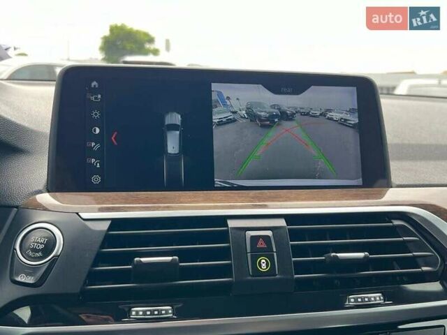 Білий БМВ Х3, об'ємом двигуна 2 л та пробігом 82 тис. км за 9800 $, фото 29 на Automoto.ua