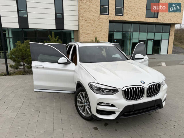 Белый БМВ Х3, объемом двигателя 2 л и пробегом 87 тыс. км за 31500 $, фото 7 на Automoto.ua