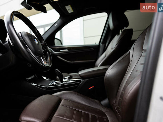 Білий БМВ Х3, об'ємом двигуна 2 л та пробігом 144 тис. км за 29500 $, фото 17 на Automoto.ua