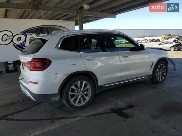 Белый БМВ Х3, объемом двигателя 2 л и пробегом 181 тыс. км за 17950 $, фото 2 на Automoto.ua