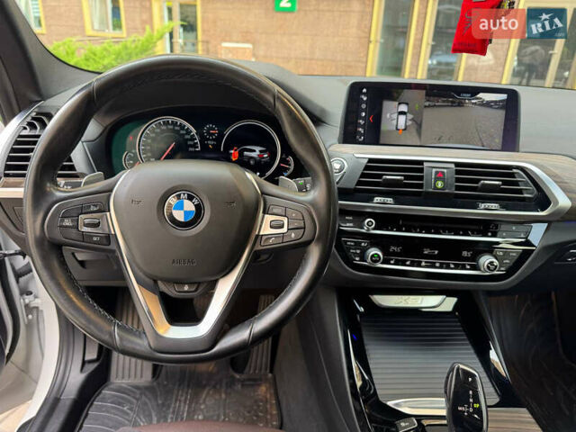 Білий БМВ Х3, об'ємом двигуна 2 л та пробігом 99 тис. км за 29000 $, фото 22 на Automoto.ua