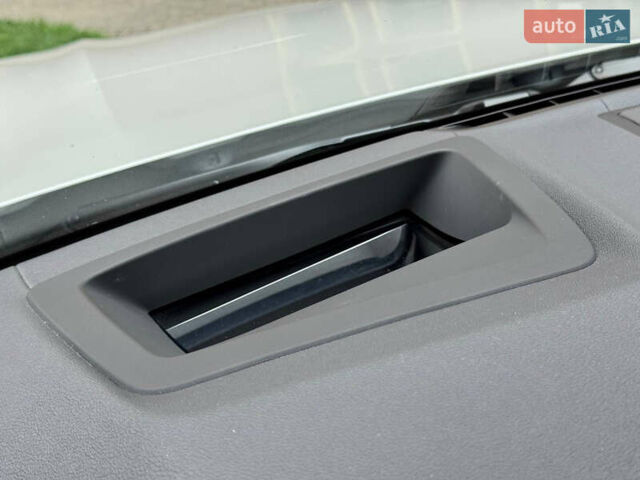 Білий БМВ Х3, об'ємом двигуна 2 л та пробігом 99 тис. км за 29000 $, фото 24 на Automoto.ua