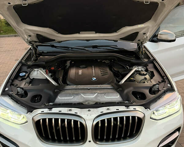 Белый БМВ Х3, объемом двигателя 3 л и пробегом 168 тыс. км за 31000 $, фото 19 на Automoto.ua