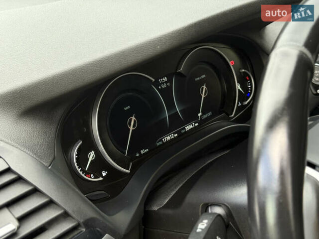 Белый БМВ Х3, объемом двигателя 2 л и пробегом 170 тыс. км за 24500 $, фото 15 на Automoto.ua