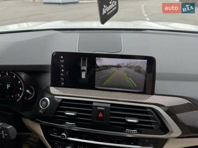 Белый БМВ Х3, объемом двигателя 2 л и пробегом 58 тыс. км за 33500 $, фото 33 на Automoto.ua