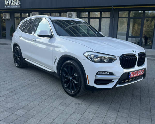 Білий БМВ Х3, об'ємом двигуна 2 л та пробігом 62 тис. км за 24300 $, фото 6 на Automoto.ua