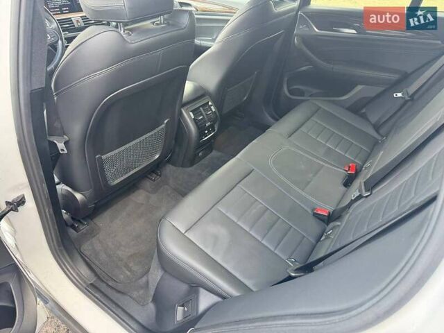 Белый БМВ Х3, объемом двигателя 2 л и пробегом 105 тыс. км за 24500 $, фото 16 на Automoto.ua