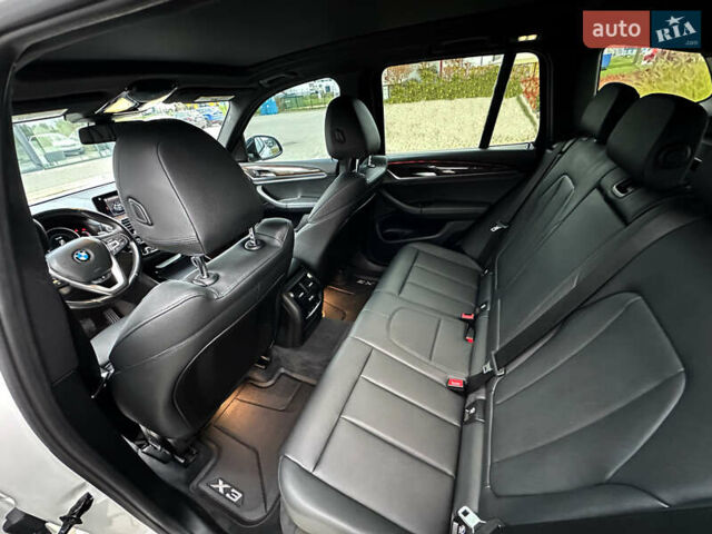 Белый БМВ Х3, объемом двигателя 2 л и пробегом 115 тыс. км за 30500 $, фото 25 на Automoto.ua