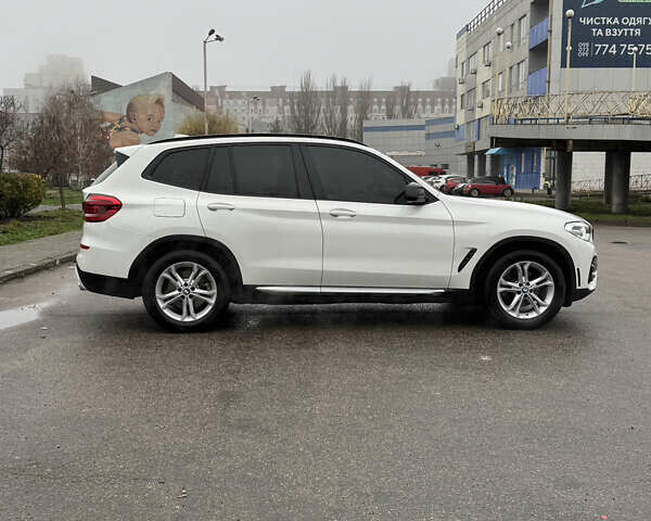 Белый БМВ Х3, объемом двигателя 2 л и пробегом 115 тыс. км за 25399 $, фото 4 на Automoto.ua