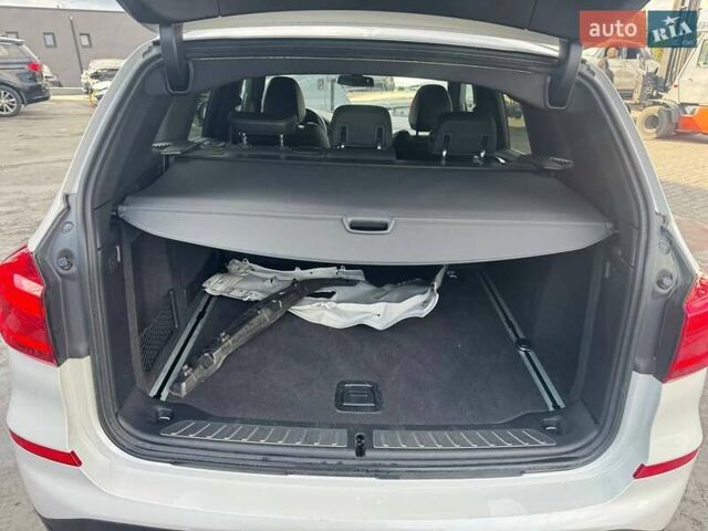 Белый БМВ Х3, объемом двигателя 2 л и пробегом 105 тыс. км за 24500 $, фото 20 на Automoto.ua