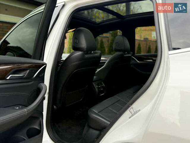 Белый БМВ Х3, объемом двигателя 2 л и пробегом 127 тыс. км за 24950 $, фото 36 на Automoto.ua