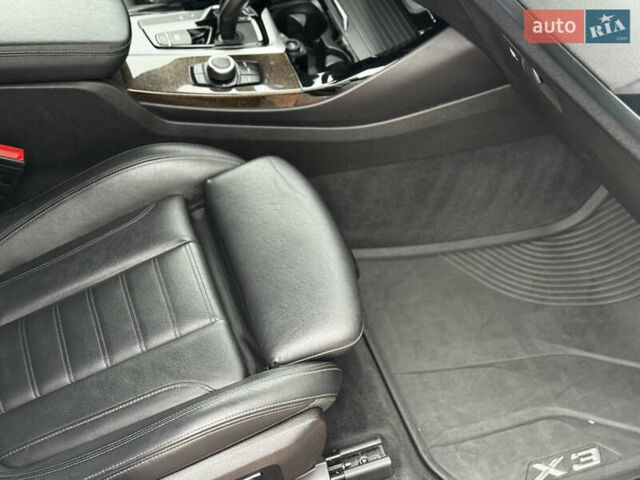Белый БМВ Х3, объемом двигателя 2 л и пробегом 82 тыс. км за 27000 $, фото 38 на Automoto.ua