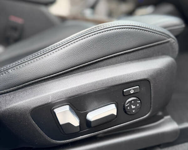 Белый БМВ Х3, объемом двигателя 2 л и пробегом 115 тыс. км за 28500 $, фото 19 на Automoto.ua