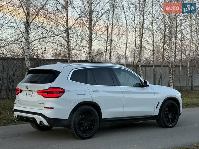 Белый БМВ Х3, объемом двигателя 2 л и пробегом 178 тыс. км за 21999 $, фото 23 на Automoto.ua