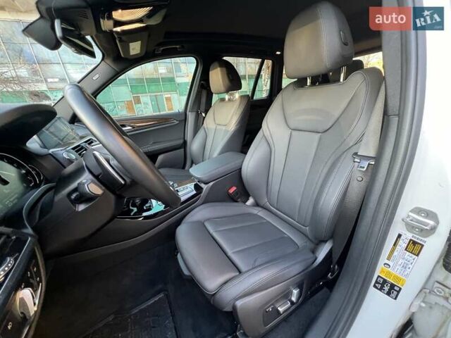 Белый БМВ Х3, объемом двигателя 2 л и пробегом 82 тыс. км за 27700 $, фото 15 на Automoto.ua