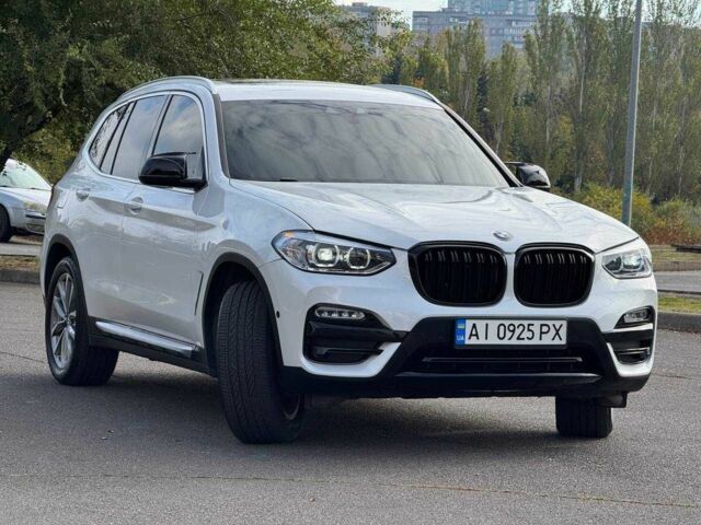 Белый БМВ Х3, объемом двигателя 2 л и пробегом 90 тыс. км за 28000 $, фото 2 на Automoto.ua