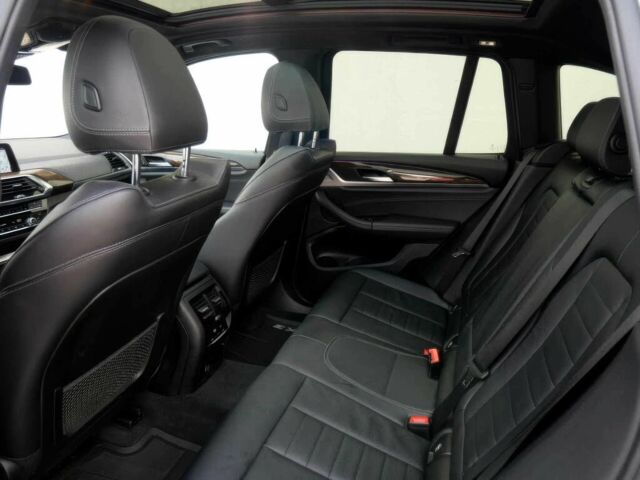 Белый БМВ Х3, объемом двигателя 2 л и пробегом 30 тыс. км за 13500 $, фото 14 на Automoto.ua