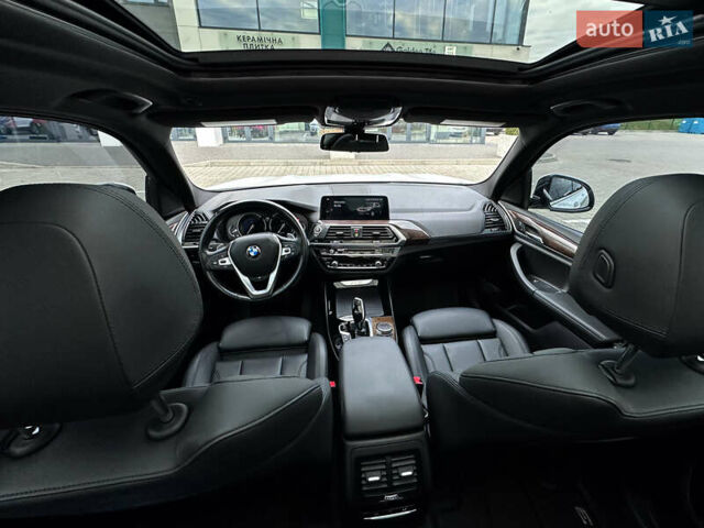 Белый БМВ Х3, объемом двигателя 2 л и пробегом 115 тыс. км за 30500 $, фото 17 на Automoto.ua