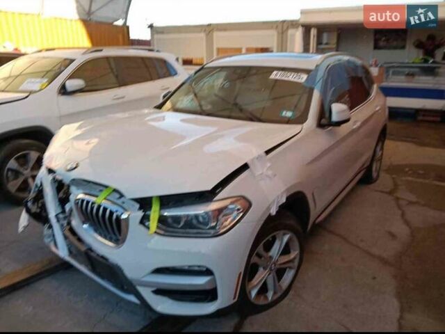 Білий БМВ Х3, об'ємом двигуна 2 л та пробігом 67 тис. км за 19800 $, фото 1 на Automoto.ua