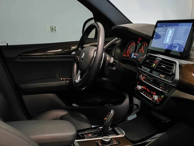 Белый БМВ Х3, объемом двигателя 0 л и пробегом 72 тыс. км за 21000 $, фото 8 на Automoto.ua