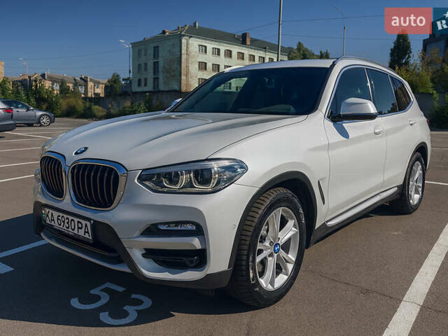 Белый БМВ Х3, объемом двигателя 2 л и пробегом 93 тыс. км за 31999 $, фото 4 на Automoto.ua