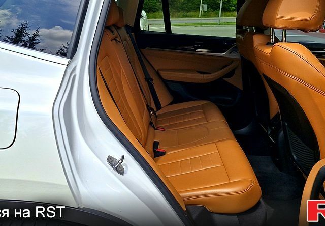 Білий БМВ Х3, об'ємом двигуна 2 л та пробігом 138 тис. км за 29999 $, фото 4 на Automoto.ua