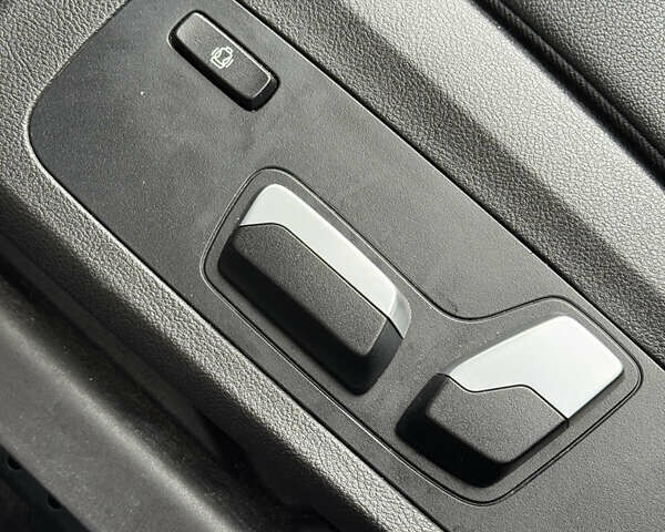 Белый БМВ Х3, объемом двигателя 2 л и пробегом 115 тыс. км за 25399 $, фото 30 на Automoto.ua