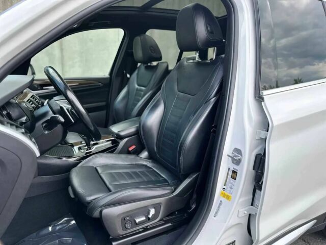 Белый БМВ Х3, объемом двигателя 2 л и пробегом 40 тыс. км за 11500 $, фото 11 на Automoto.ua