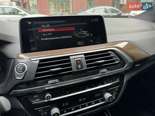 Білий БМВ Х3, об'ємом двигуна 2 л та пробігом 79 тис. км за 24300 $, фото 28 на Automoto.ua