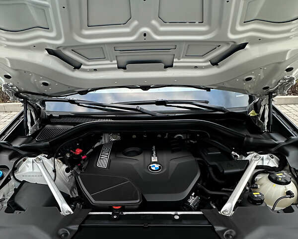 Белый БМВ Х3, объемом двигателя 2 л и пробегом 115 тыс. км за 30500 $, фото 38 на Automoto.ua