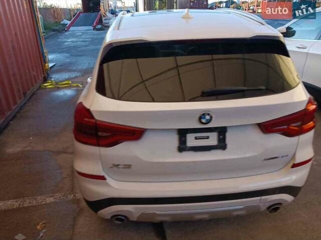 Білий БМВ Х3, об'ємом двигуна 2 л та пробігом 67 тис. км за 19800 $, фото 3 на Automoto.ua