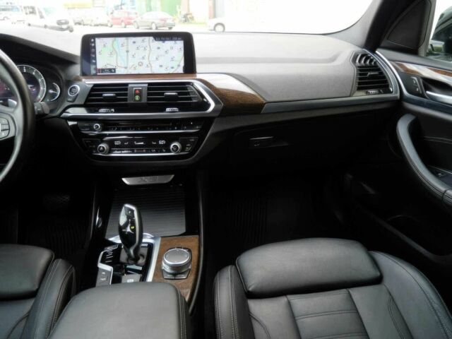 Белый БМВ Х3, объемом двигателя 2 л и пробегом 30 тыс. км за 13500 $, фото 8 на Automoto.ua