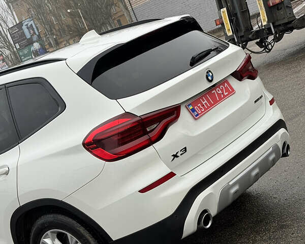 Белый БМВ Х3, объемом двигателя 2 л и пробегом 115 тыс. км за 25399 $, фото 7 на Automoto.ua