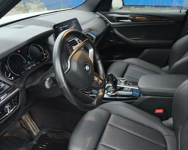 Білий БМВ Х3, об'ємом двигуна 2 л та пробігом 87 тис. км за 29900 $, фото 11 на Automoto.ua