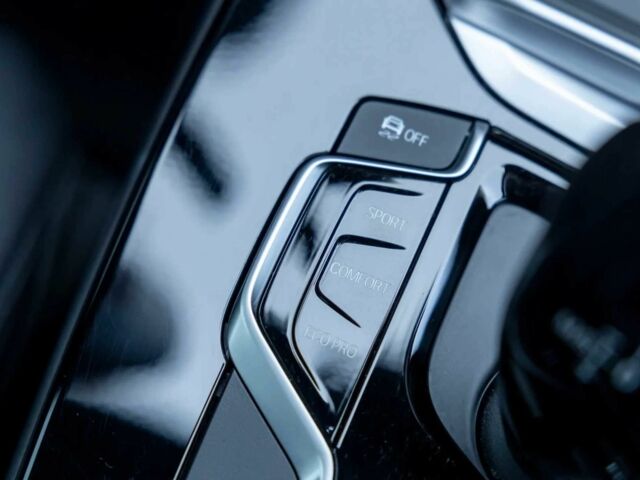 Белый БМВ Х3, объемом двигателя 0 л и пробегом 72 тыс. км за 21000 $, фото 6 на Automoto.ua