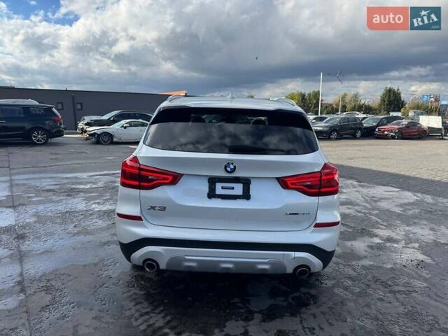 Белый БМВ Х3, объемом двигателя 2 л и пробегом 105 тыс. км за 24500 $, фото 6 на Automoto.ua