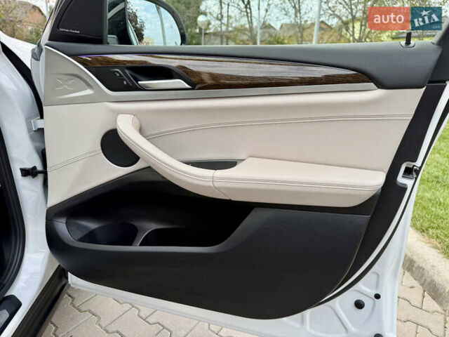 Белый БМВ Х3, объемом двигателя 2 л и пробегом 34 тыс. км за 28500 $, фото 14 на Automoto.ua