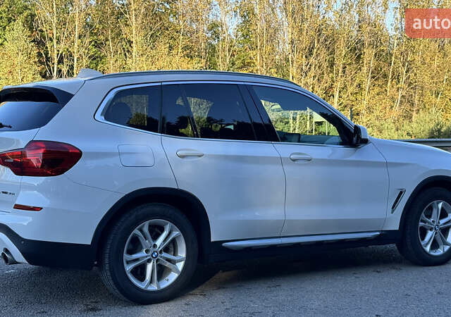 Білий БМВ Х3, об'ємом двигуна 2 л та пробігом 186 тис. км за 23000 $, фото 24 на Automoto.ua