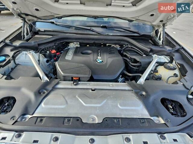 Белый БМВ Х3, объемом двигателя 2 л и пробегом 14 тыс. км за 8500 $, фото 11 на Automoto.ua