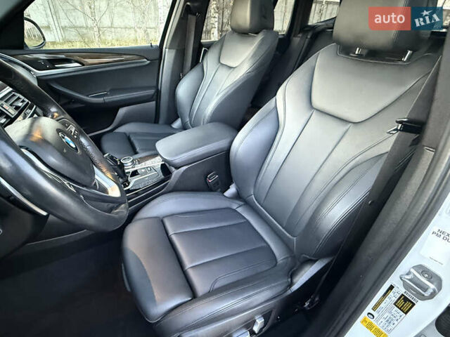 Белый БМВ Х3, объемом двигателя 2 л и пробегом 178 тыс. км за 21999 $, фото 19 на Automoto.ua