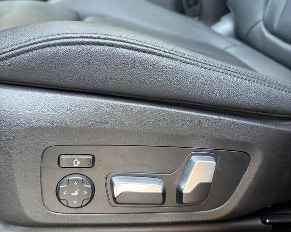 Білий БМВ Х3, об'ємом двигуна 2 л та пробігом 58 тис. км за 26500 $, фото 19 на Automoto.ua