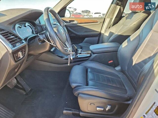 Белый БМВ Х3, объемом двигателя 0 л и пробегом 67 тыс. км за 20790 $, фото 6 на Automoto.ua