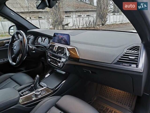 Білий БМВ Х3, об'ємом двигуна 2 л та пробігом 87 тис. км за 29900 $, фото 9 на Automoto.ua