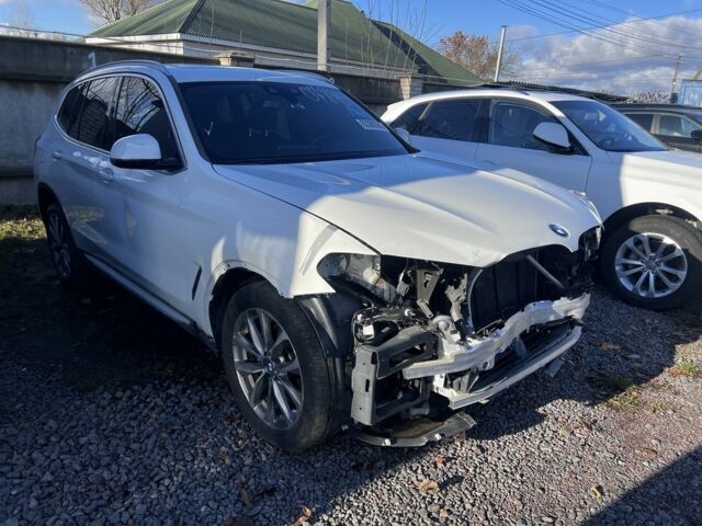 Белый БМВ Х3, объемом двигателя 2 л и пробегом 162 тыс. км за 20700 $, фото 1 на Automoto.ua