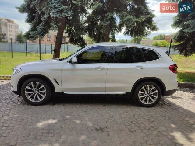Белый БМВ Х3, объемом двигателя 2 л и пробегом 117 тыс. км за 29500 $, фото 1 на Automoto.ua