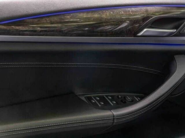 Белый БМВ Х3, объемом двигателя 3 л и пробегом 44 тыс. км за 11800 $, фото 9 на Automoto.ua